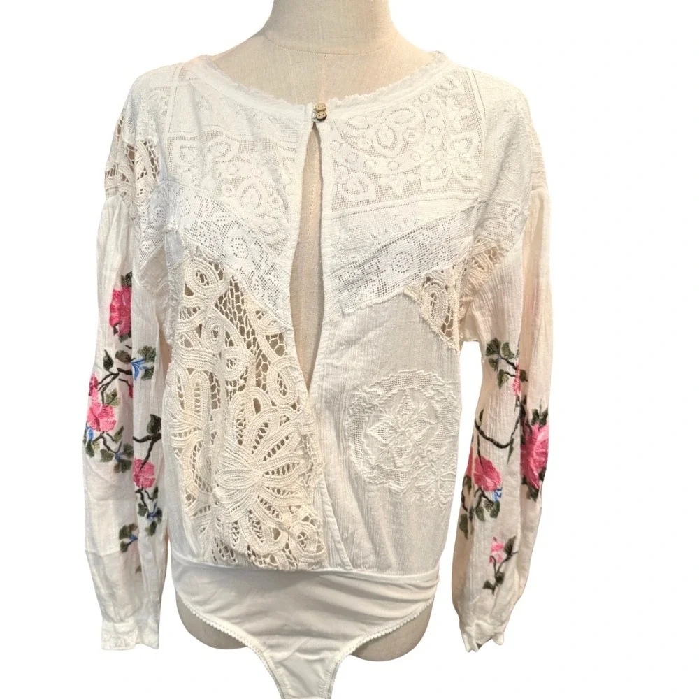 Free People Making Harmony Ivory Lace‎ Embroidered Long Sleeve Bodysuit S